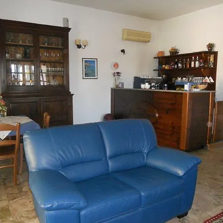 Aparthotel Gnura Momma Locri