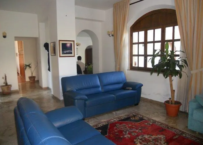 Gnura Momma לוקרי