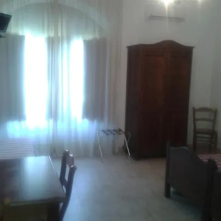 Aparthotel Gnura Momma 3*