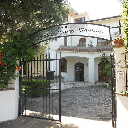 شقة فندقية Gnura Momma 3*