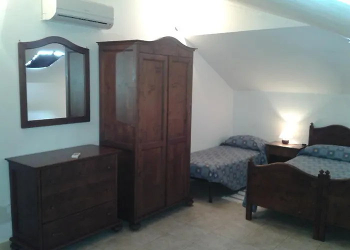 Aparthotel Gnura Momma Locri